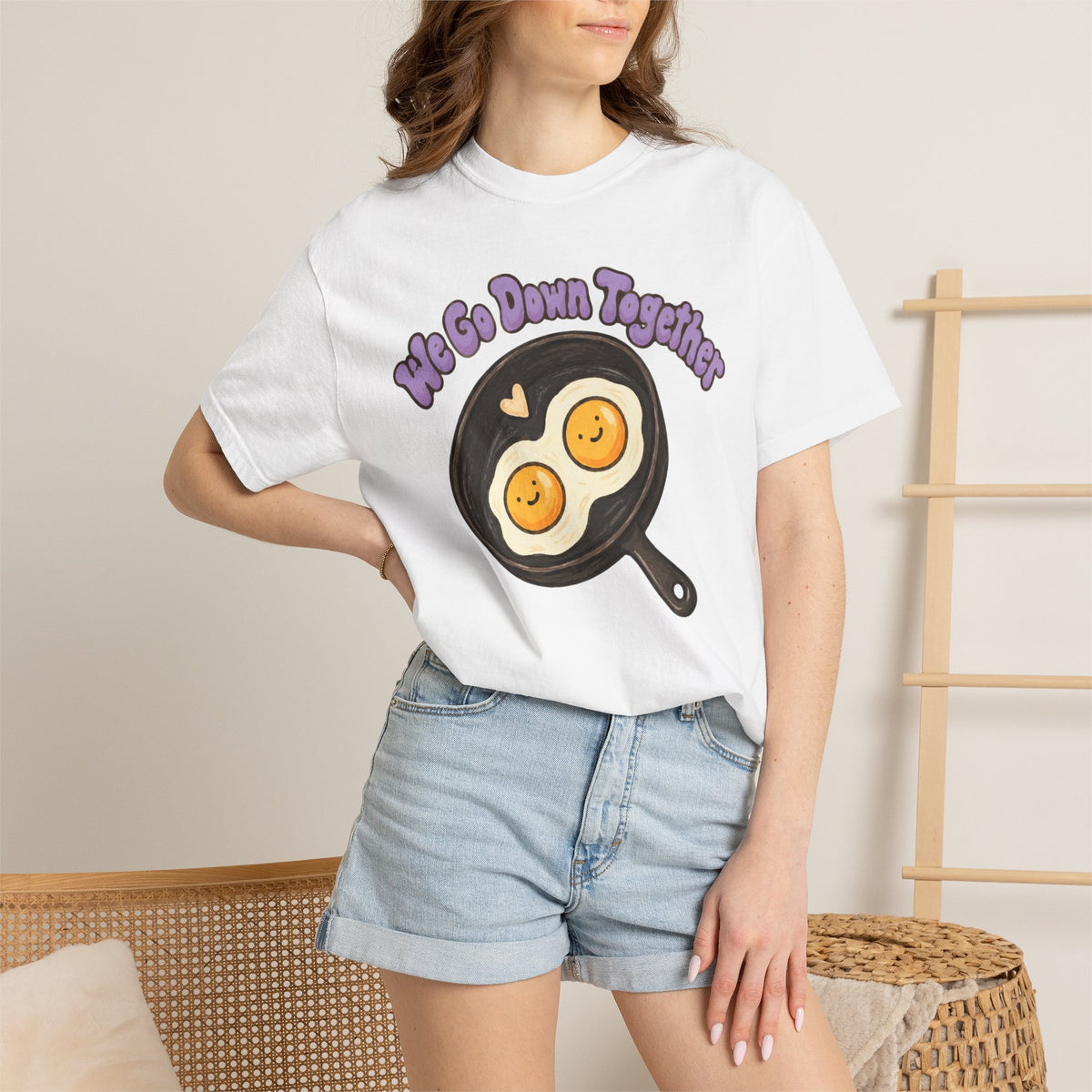 ''We Go Down Together'' besties t-shirt